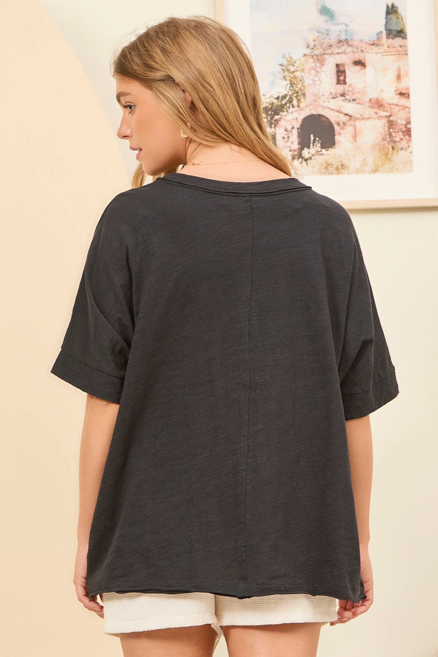 Andrée by Unit - Front Pocket Breathable Cotton Top: BLACK / S