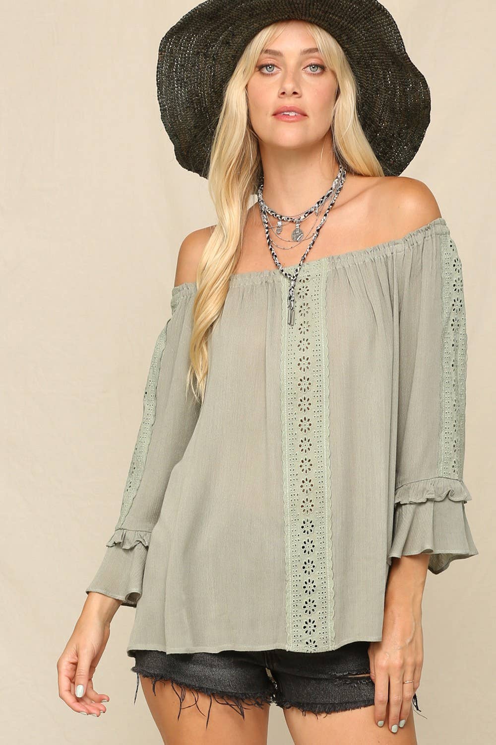 KyeMi - Lightweight Flowy Top With An Off Shoulder: Off White / S