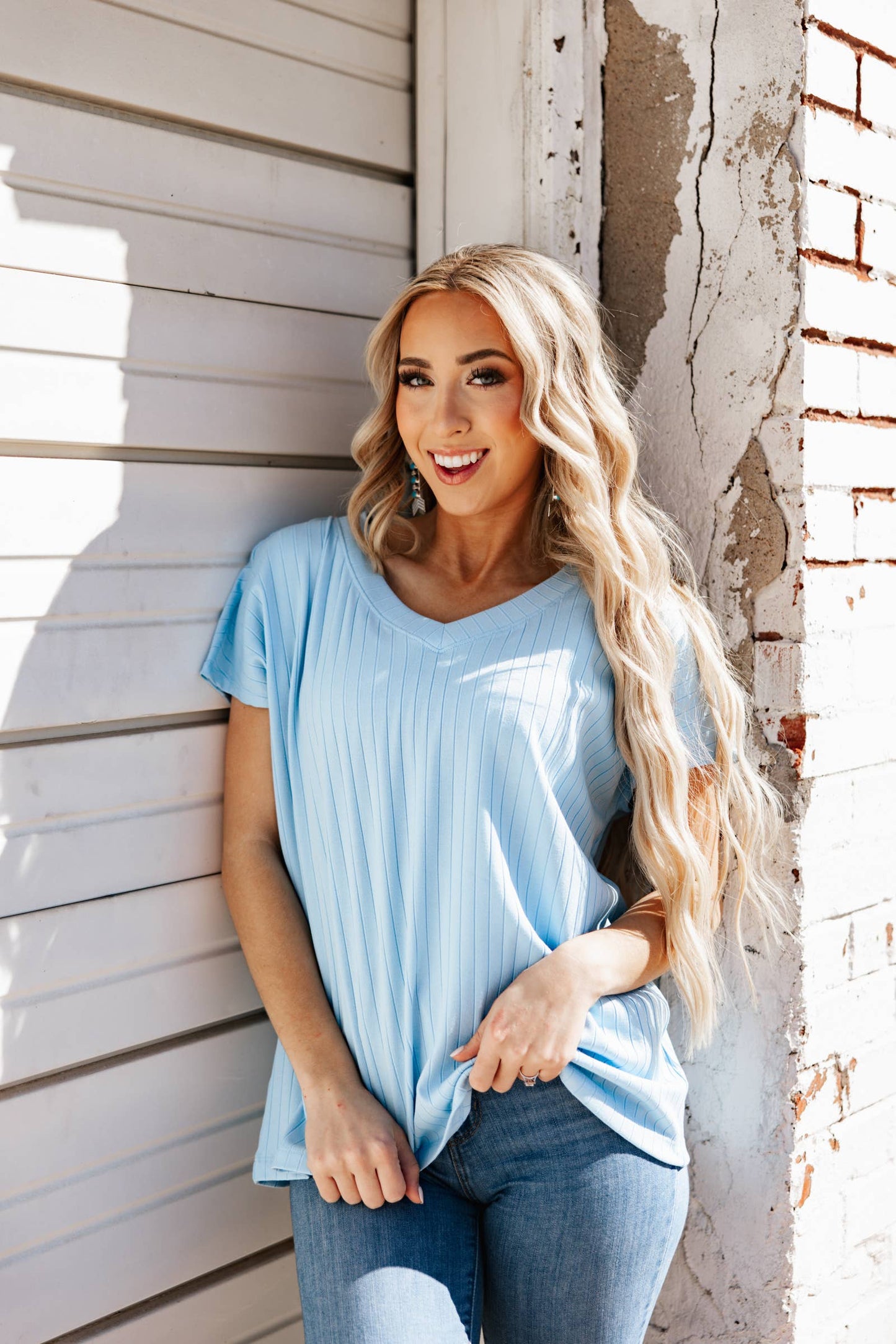 Andrée by Unit - Casual Thick Ribbed V Neck Top: IVORY / S