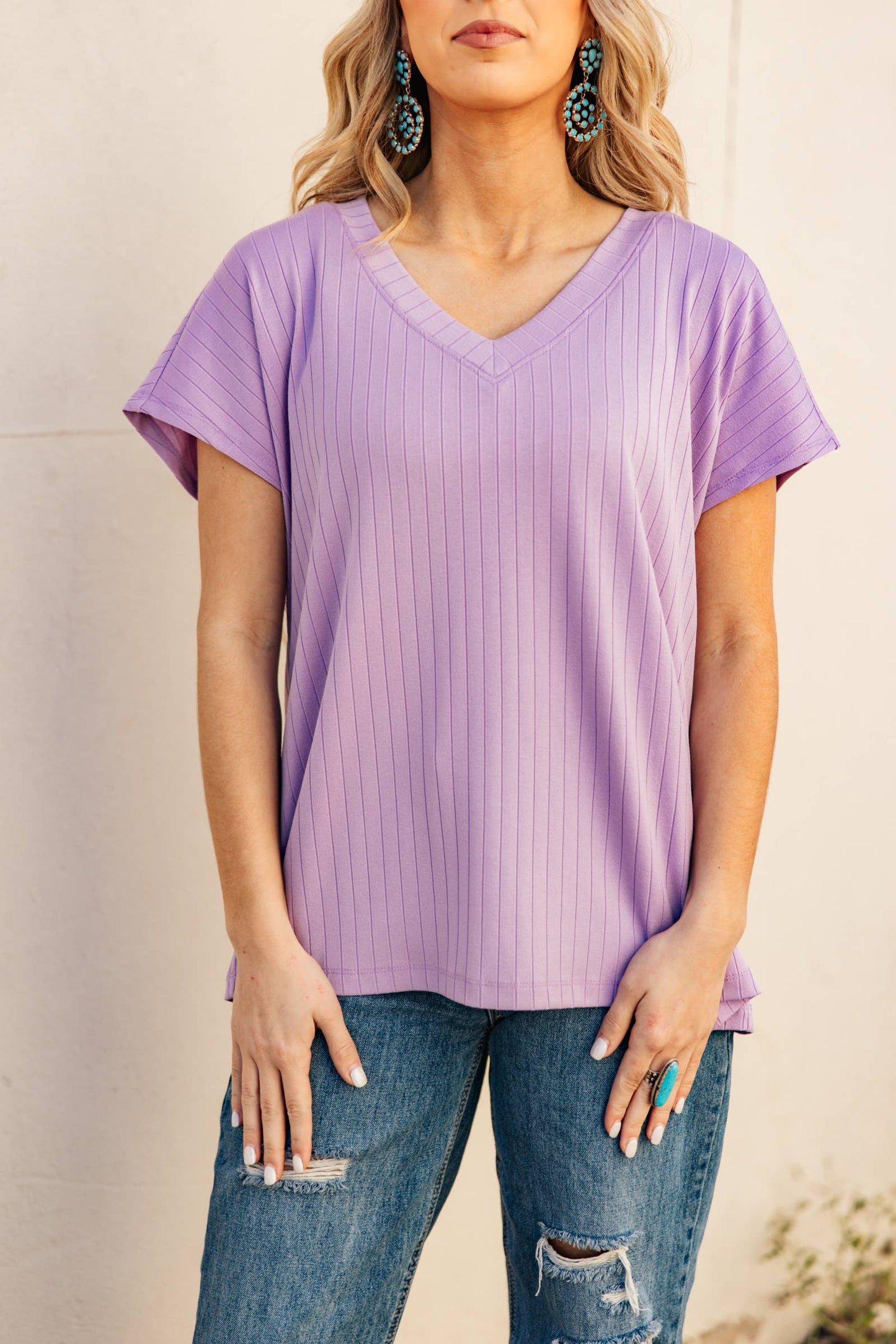 Andrée by Unit - Casual Thick Ribbed V Neck Top: IVORY / S