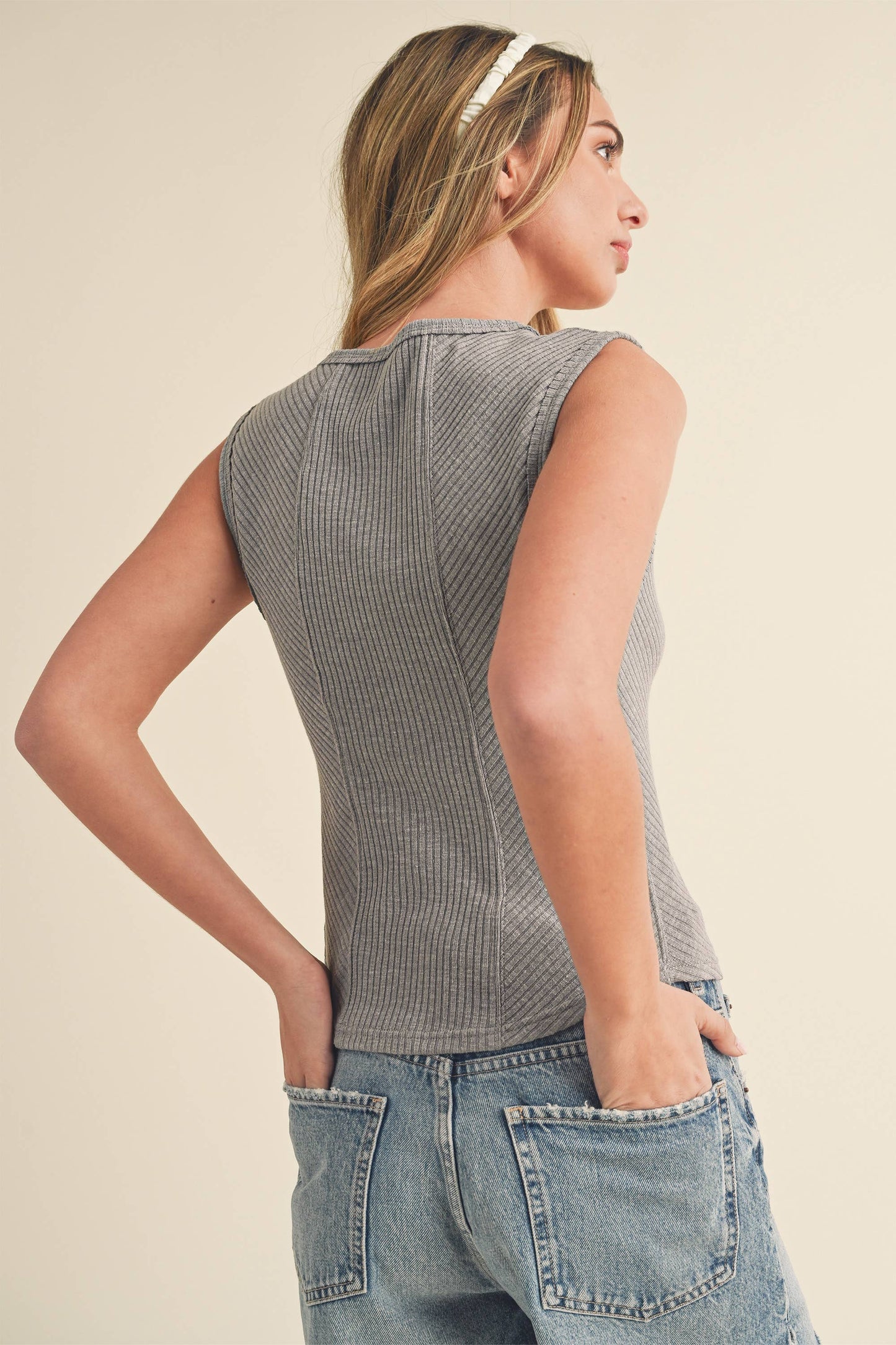 AEMI + CO - 8261DK Adelle Sweetheart Neck Tank 3: White / Contemporary / L