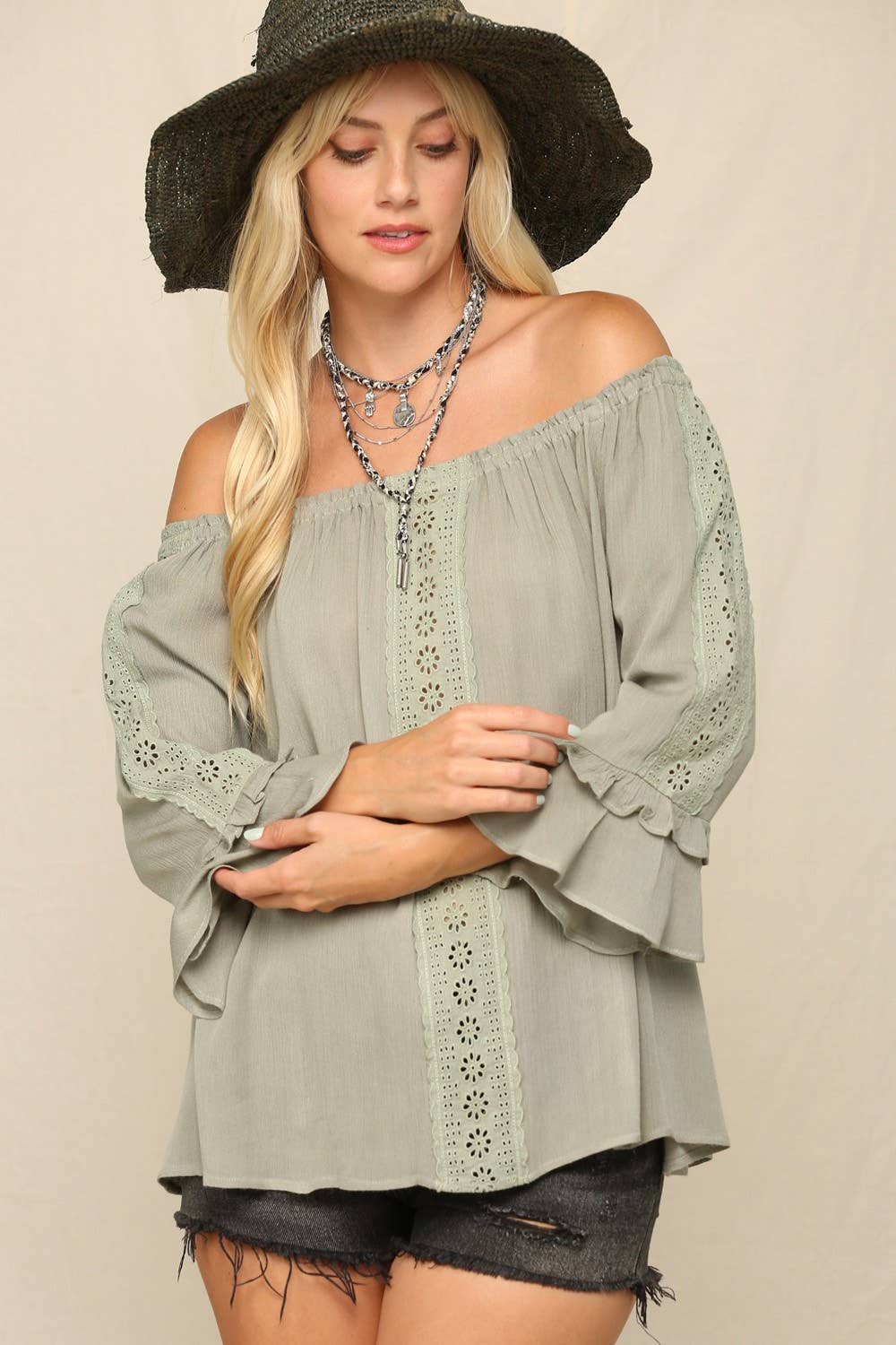 KyeMi - Lightweight Flowy Top With An Off Shoulder: Off White / S