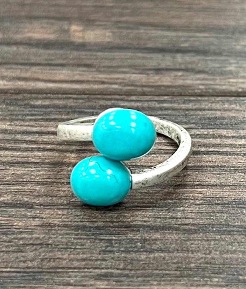 ISAC Trading Inc - 750506, Brass Oval Turquoise Adjustable Rings