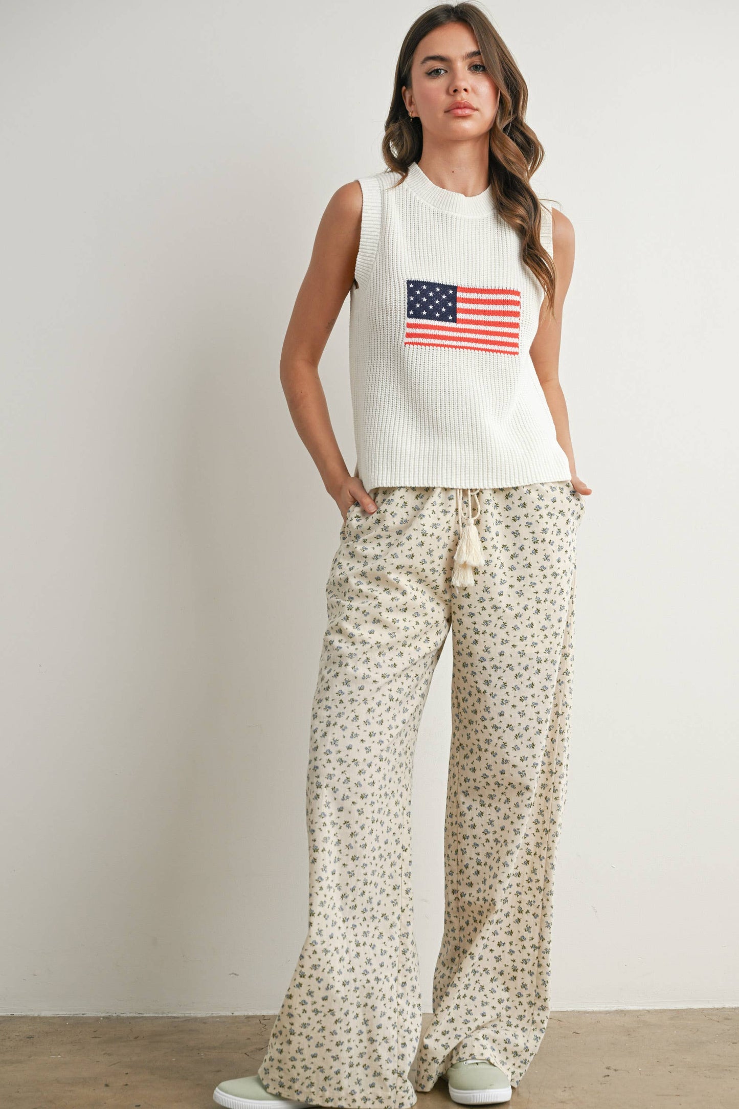 BUTTERMELON - Flag Print Knitted Sleeveless Sweater - BMW7749: NAVY MULTI / M